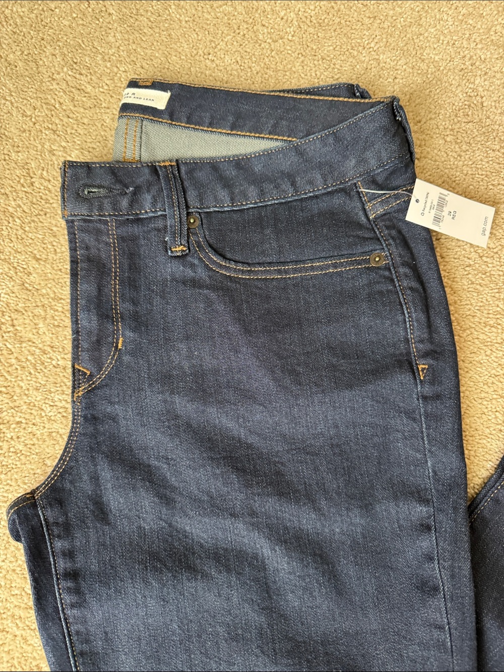 NWT GAP mid-rise Long and Lean Jeans - Picture 2 of 7